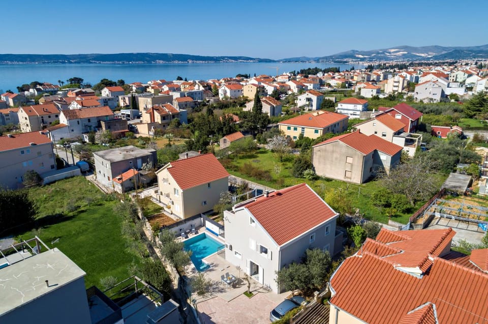 Villa Trapezium - private heated pool & table soccer Villa in Split-Dalmatia County