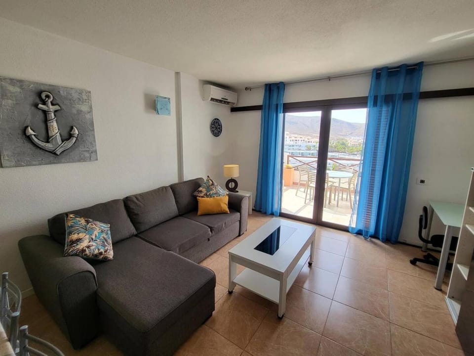 San Marino 24 - One Bed Apartment in Los Cristianos