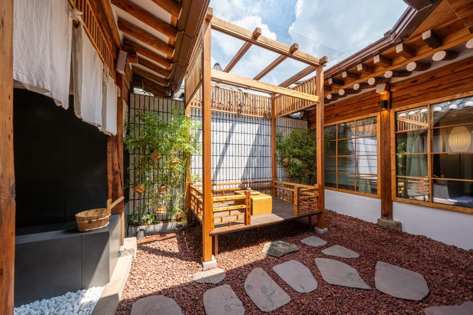 Patio, Balcony/Terrace