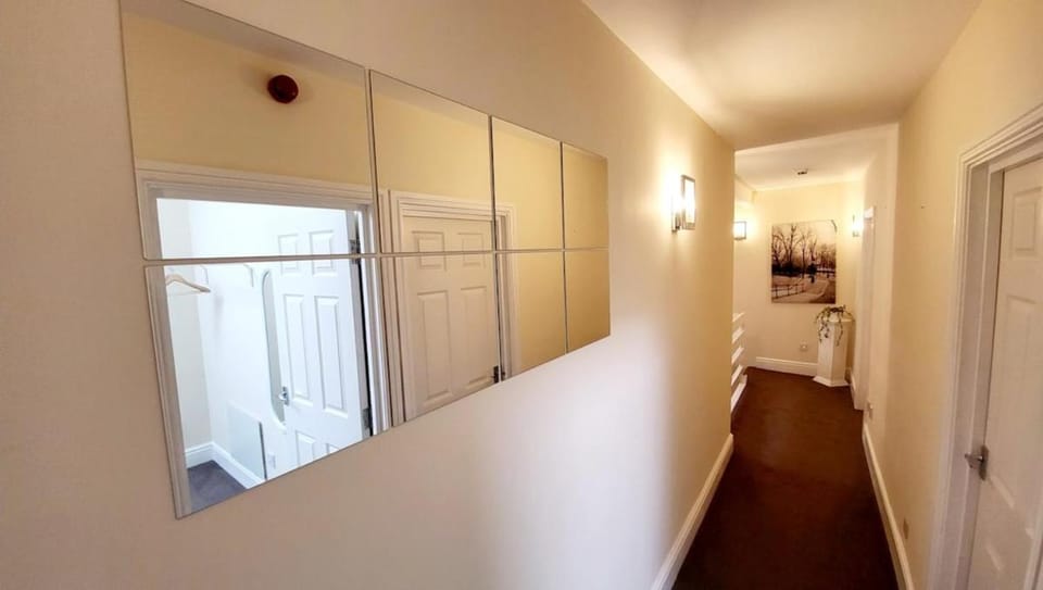 Hicks Central - Sleeps 2 Apartment in Copeland District