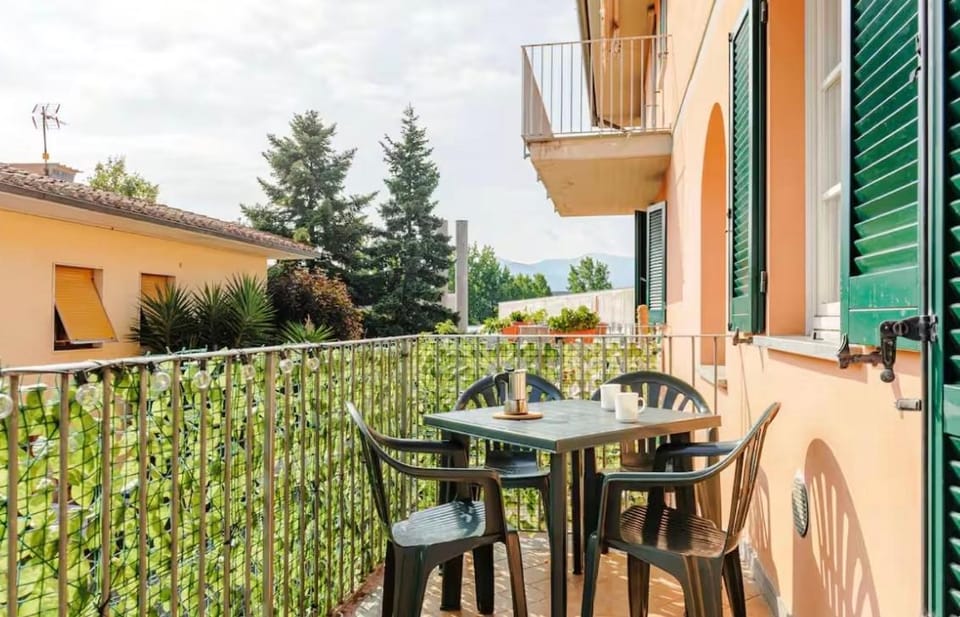 Marta Apartment ,Free Private Parking, Near The City Centre & Hospital Apartment in Capannori