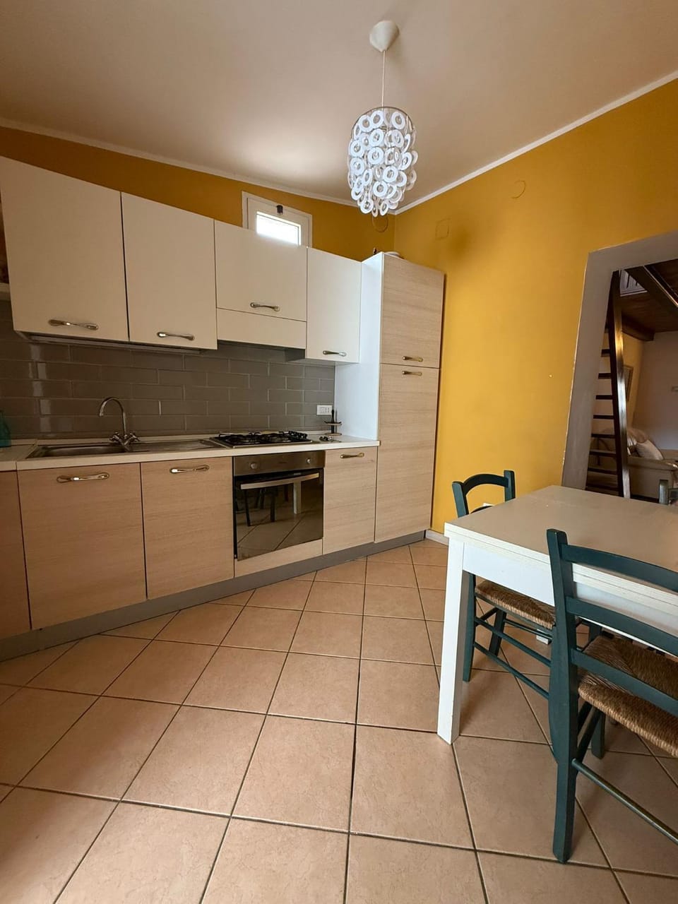 Kitchen or kitchenette, Dining area, dishwasher, minibar, oven, pet friendly, stove
