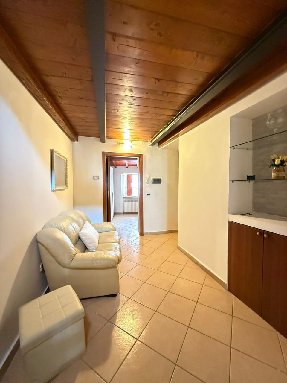 Kitchen or kitchenette, Living room, Seating area