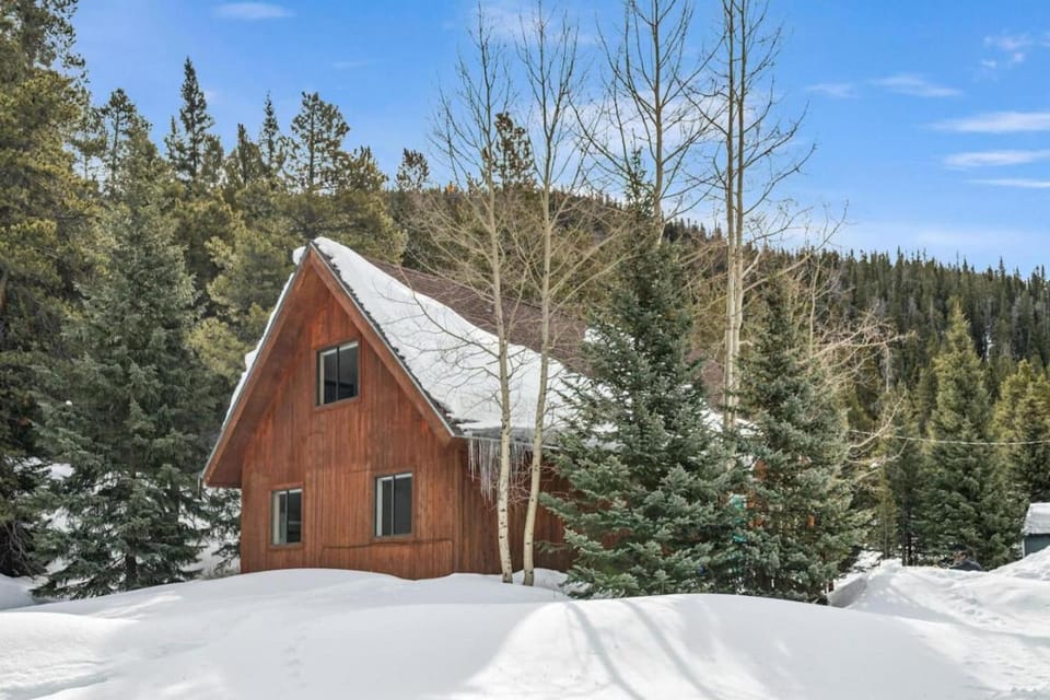 Property building, Winter, Mountain view