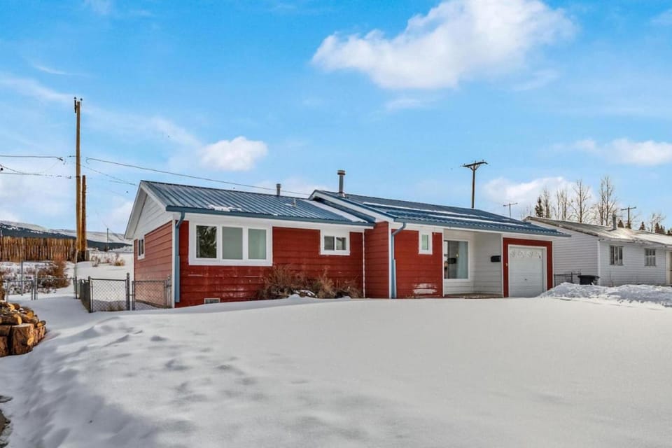 Property building, Day