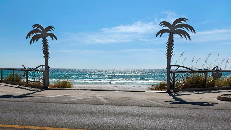 Seascape 21C House in Miramar Beach