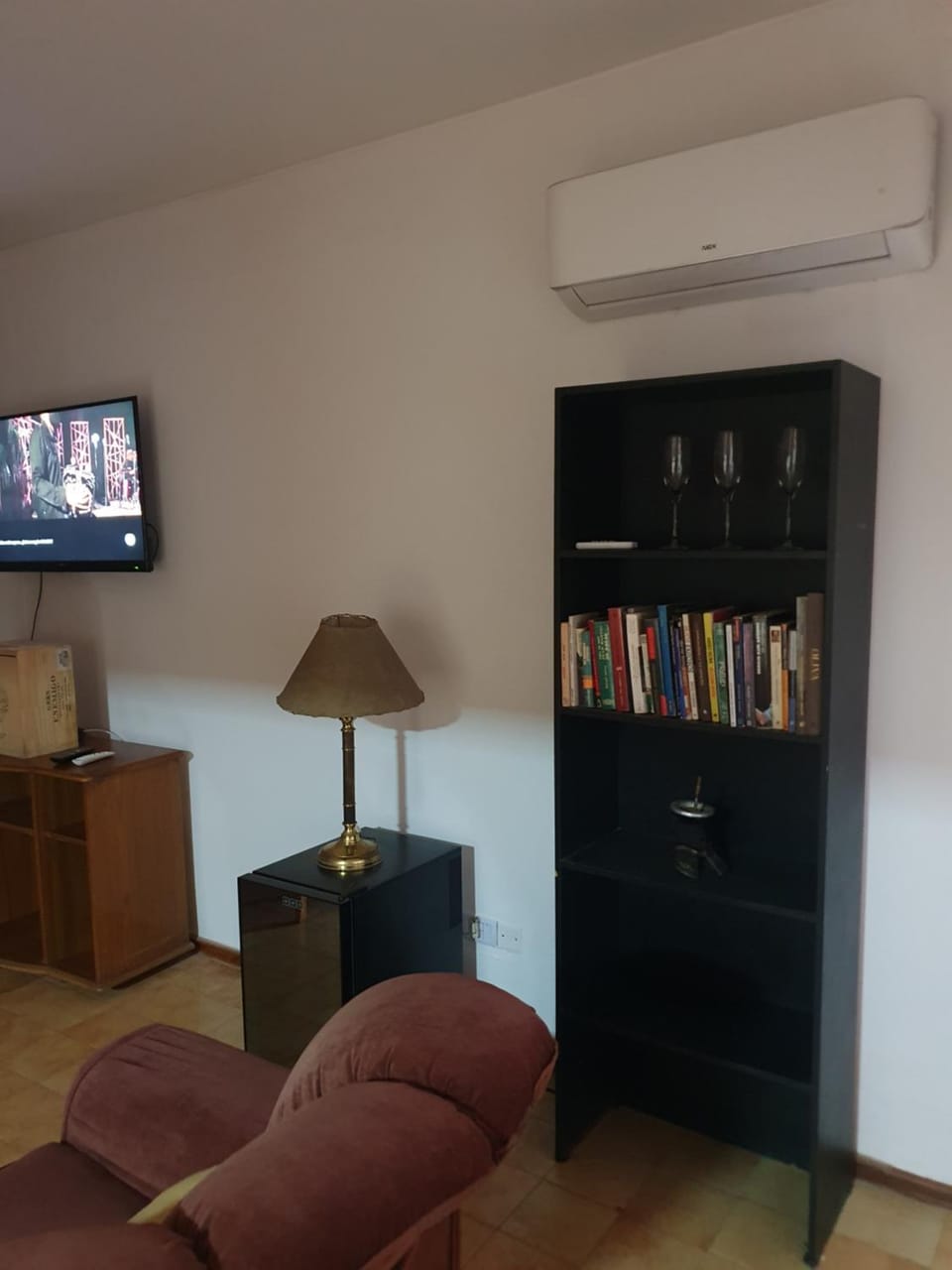 Library, Living room, air conditioner