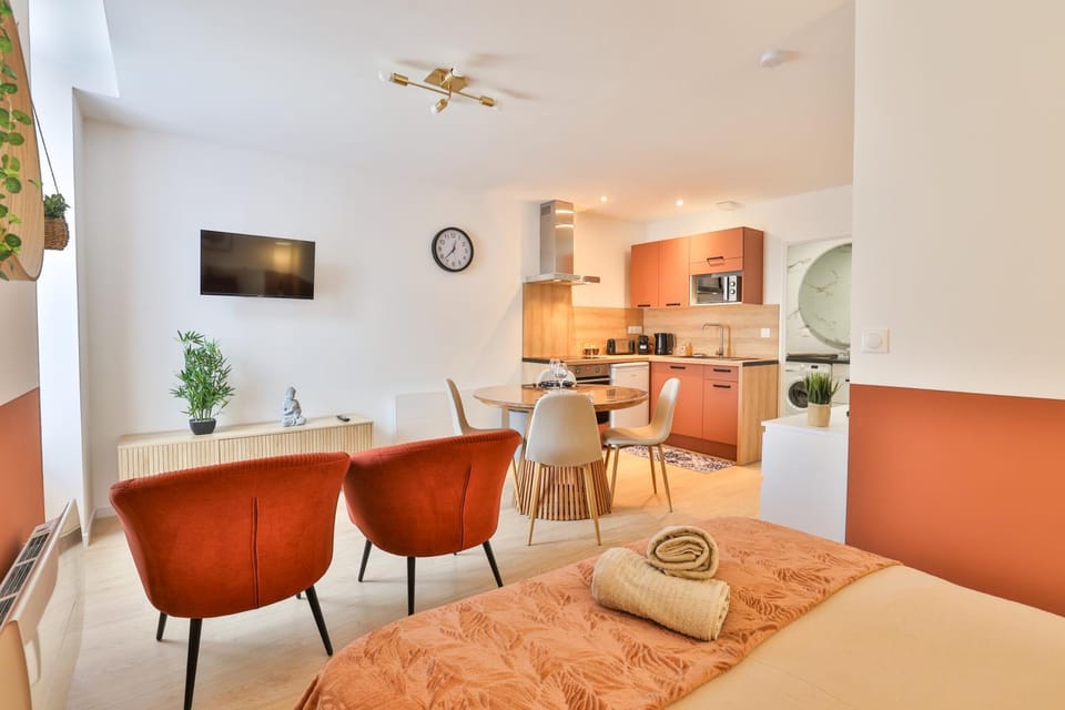 TV and multimedia, Coffee/tea facilities, Living room, Communal kitchen, heating, internet, microwave, oven