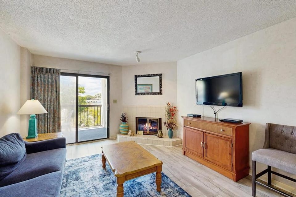 Sea Mark Tower 205 Apartment in Myrtle Beach