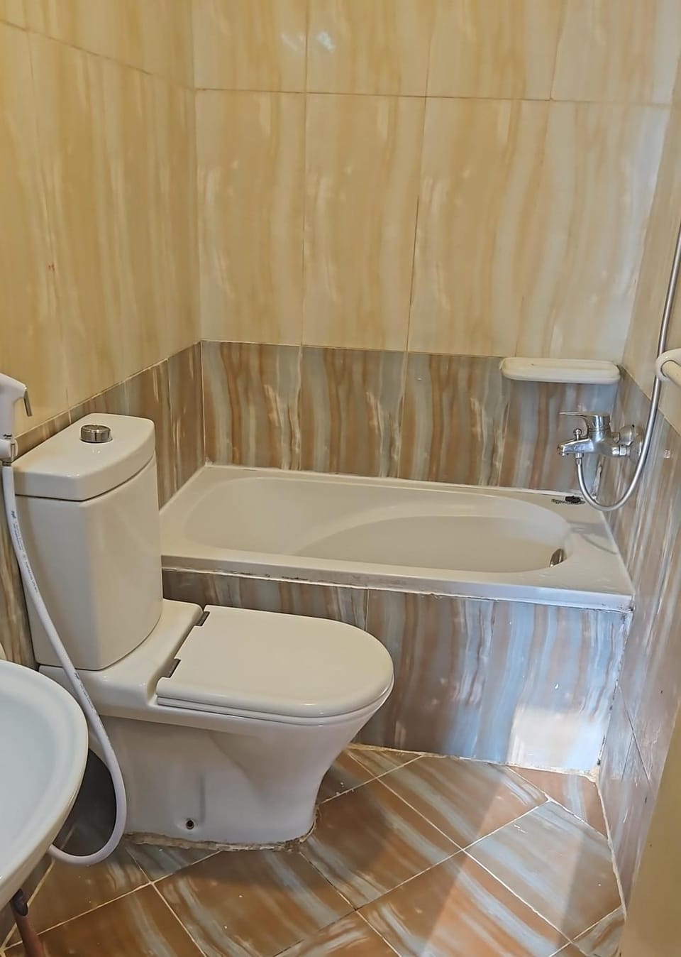 Toilet, Bath