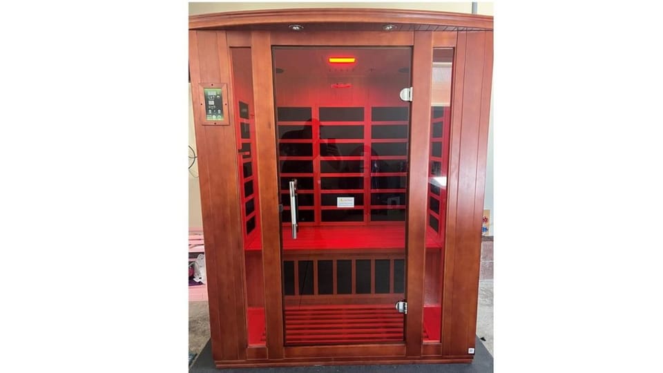 Mountain Retreat with Hot Tub, Game Room and Yard home House in Ronald