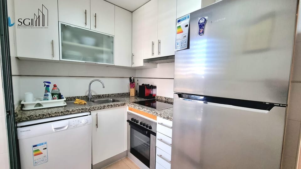 Kitchen or kitchenette, dishwasher, oven, pet friendly, stove, toaster