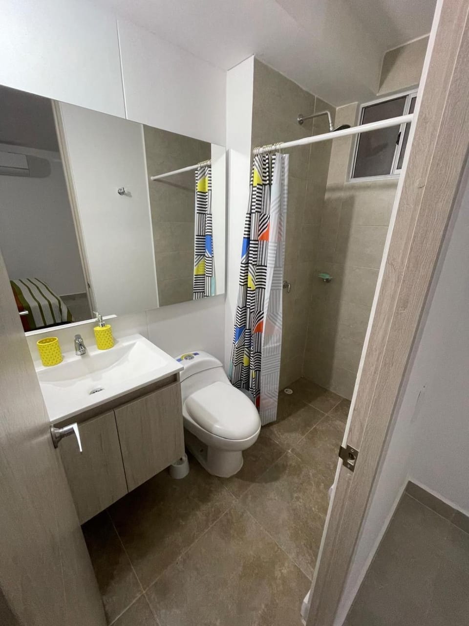 Shower, Bathroom, towels
