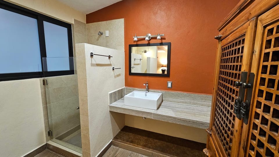 Shower, Bathroom