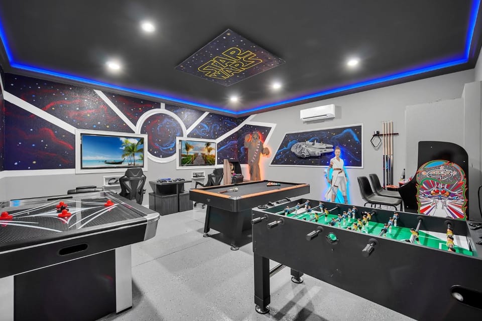 Getaway Cove Villa House in Windsor Hills