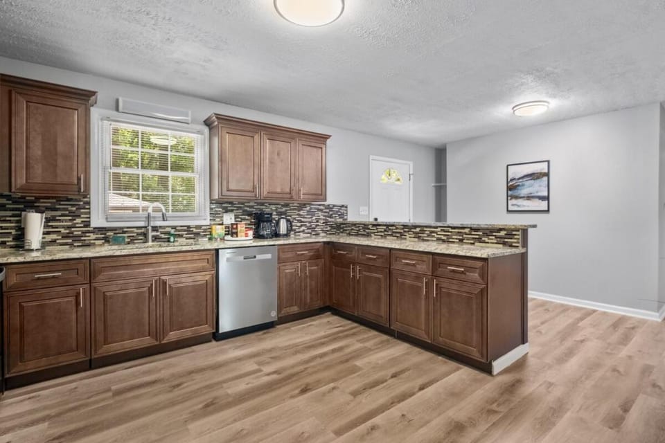 Private 3BDR Oasis Excellent for groups! House in Georgia