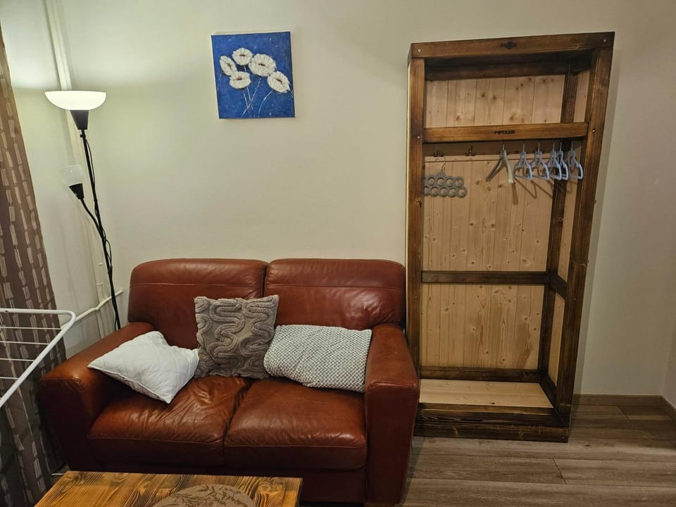 Seating area, wardrobe