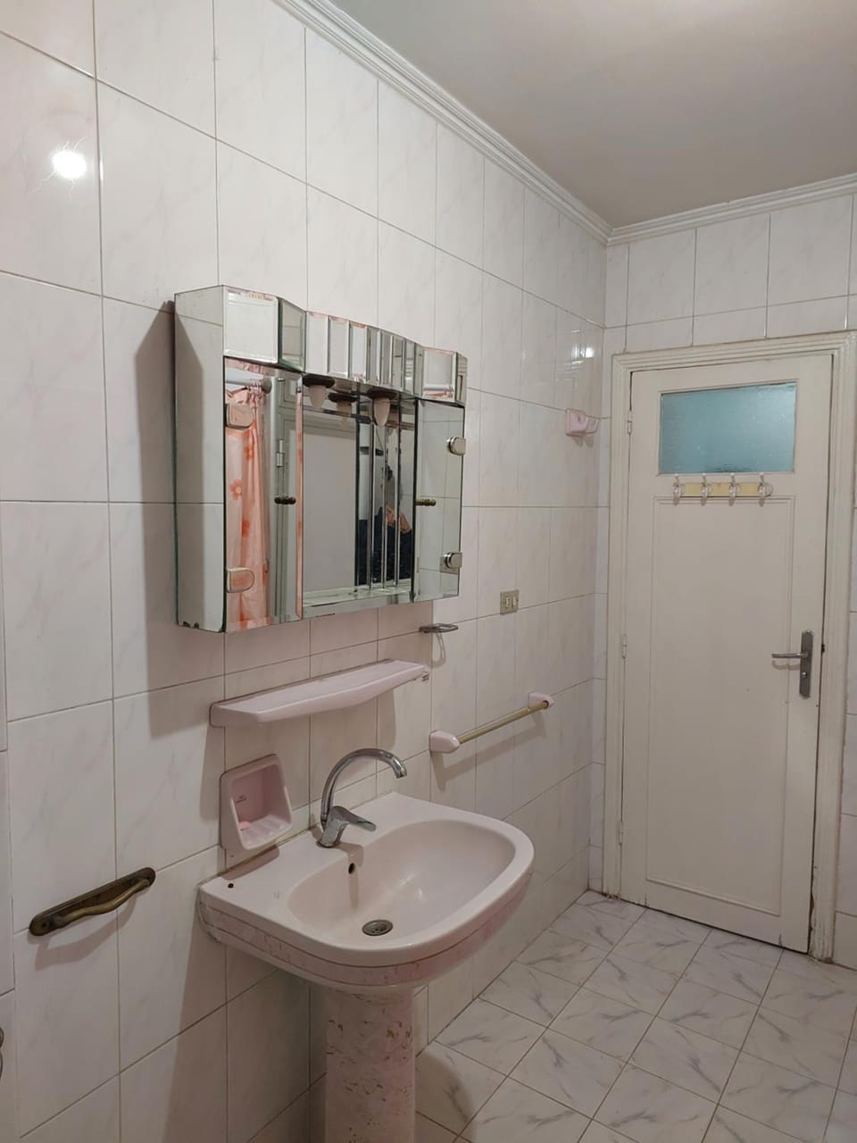 Cosy Large Apt near the airport Apartment in Cairo Governorate