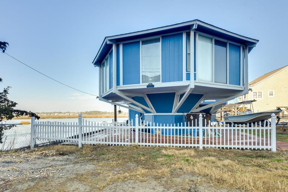 Coastal Oasis w/ Marsh Views in North Myrtle Beach House in North Myrtle Beach