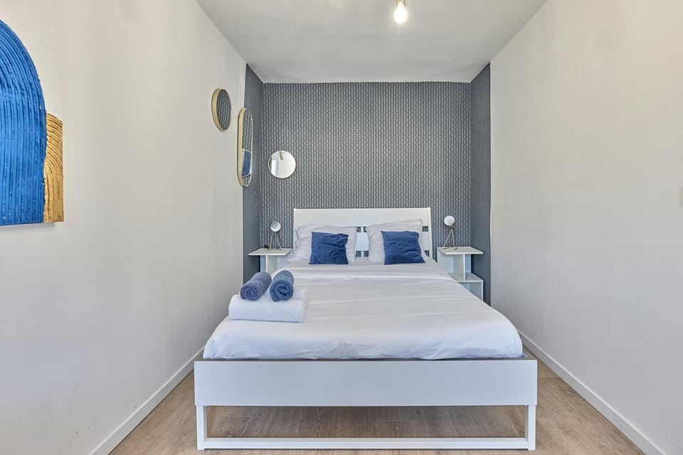 Bed, Night, Bedroom