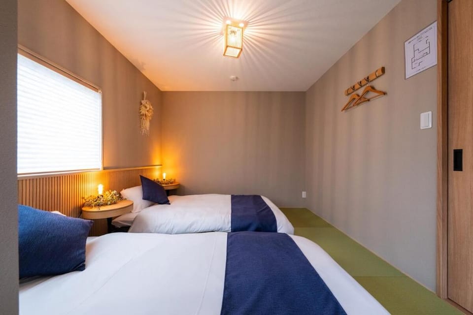 とき 全面改装した町屋 伏見稲荷大社そばで ベッド8台 3寝室 トイレ2台 Villa in Kyoto