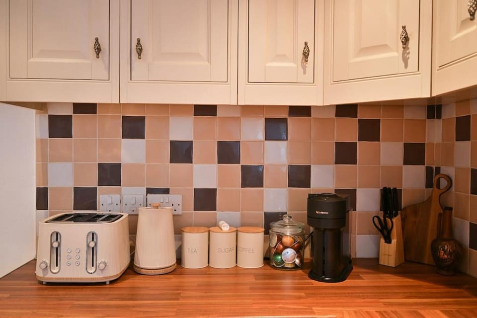 Coffee/tea facilities, Kitchen or kitchenette, toaster