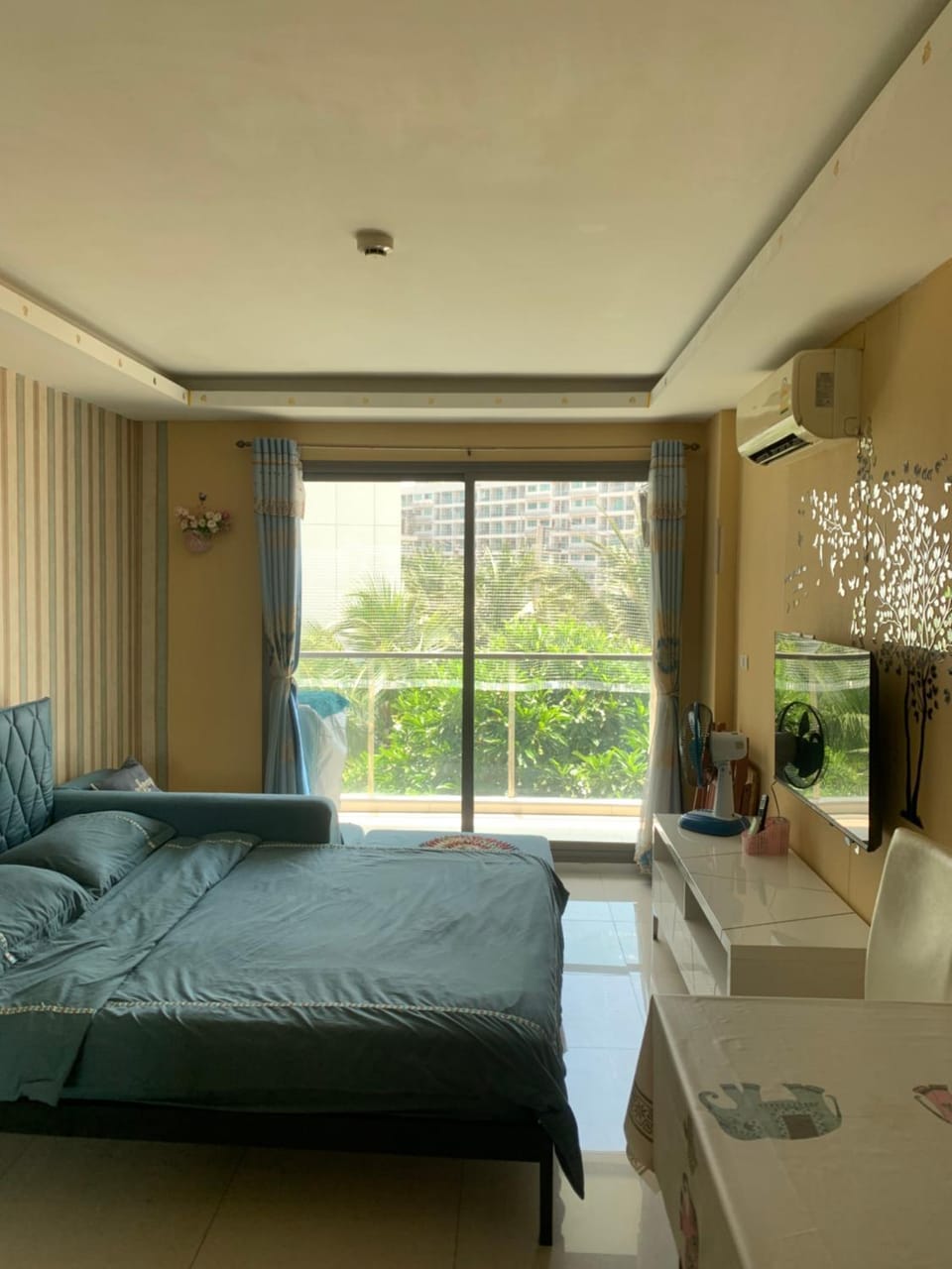 Laguna Beach Resort Maldives Apartment in Pattaya City