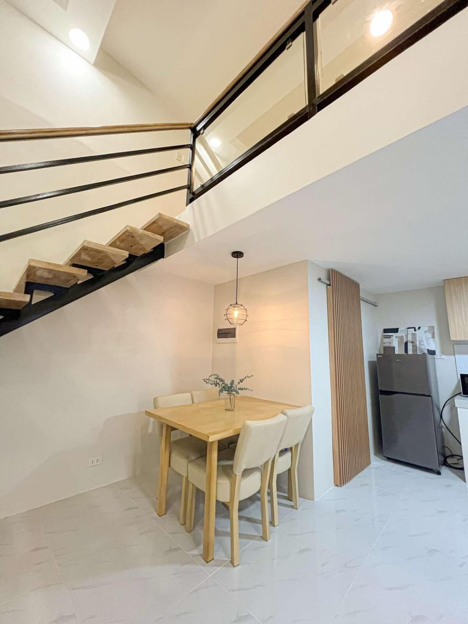 THE KABIN LOFT in Pampanga House in Angeles