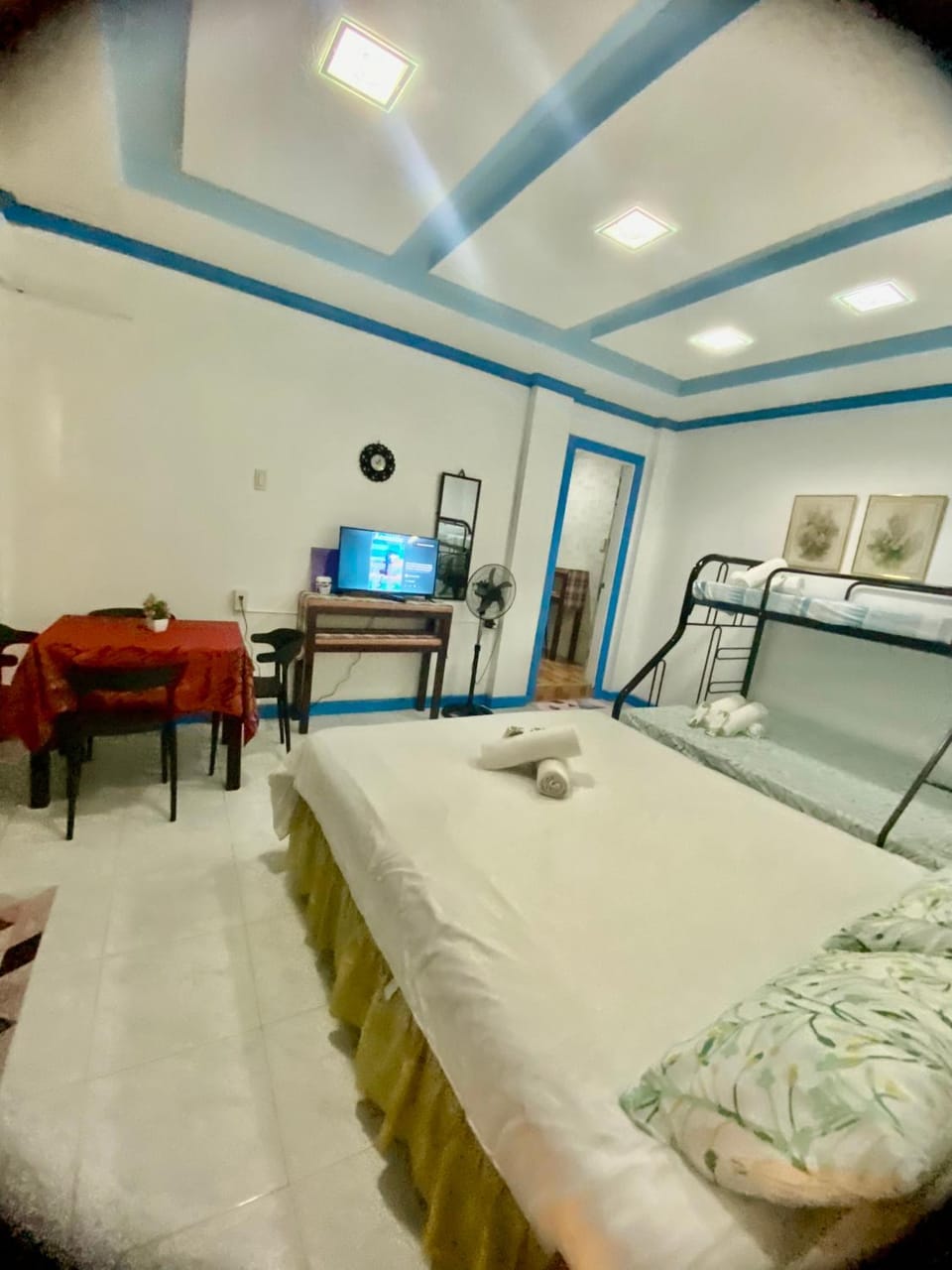 Lens Staycation 1-BDR-BR-KTCHN in PANABO Vacation rental in Davao City