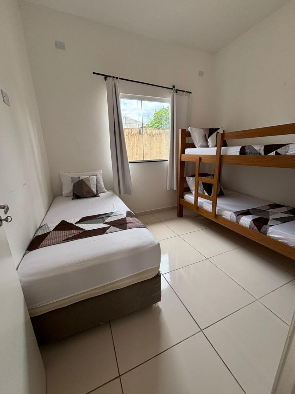 Bed, Photo of the whole room, Bedroom, bunk bed