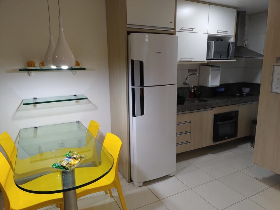 Kitchen or kitchenette, Dining area, oven, stove