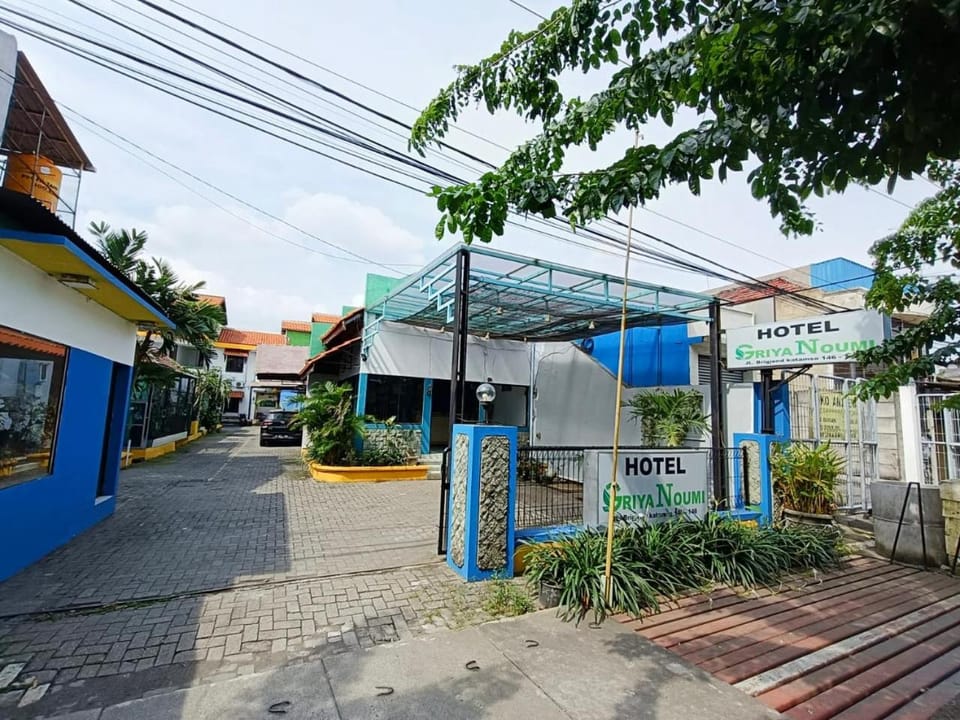 Property building, Street view
