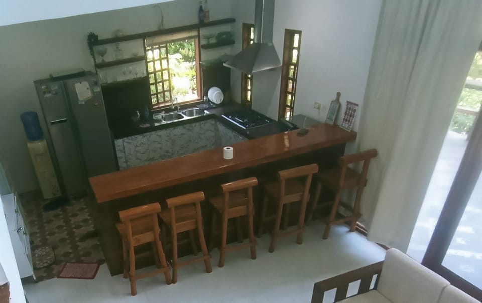 Puerto Galera Palangan Hilltop Guesthouse -Tropical Retreat House in Puerto Galera