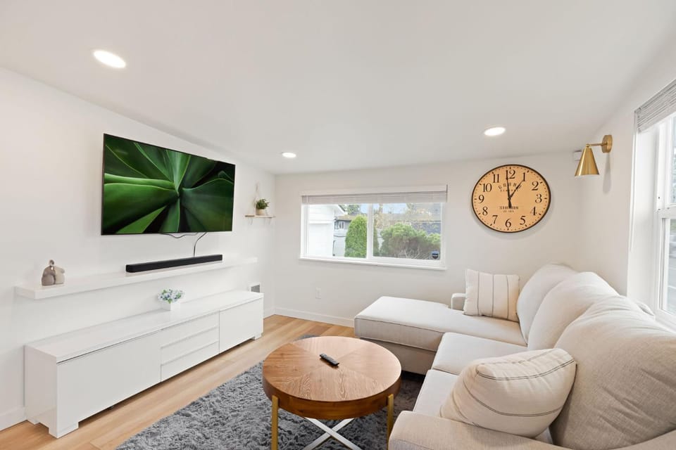 Communal lounge/ TV room, Game Room, TV and multimedia, Family, Family