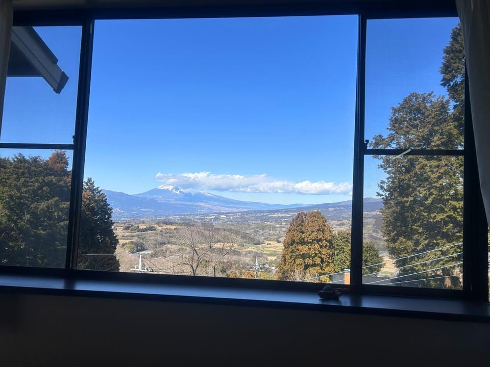 Nearby landmark, Day, Natural landscape, Mountain view