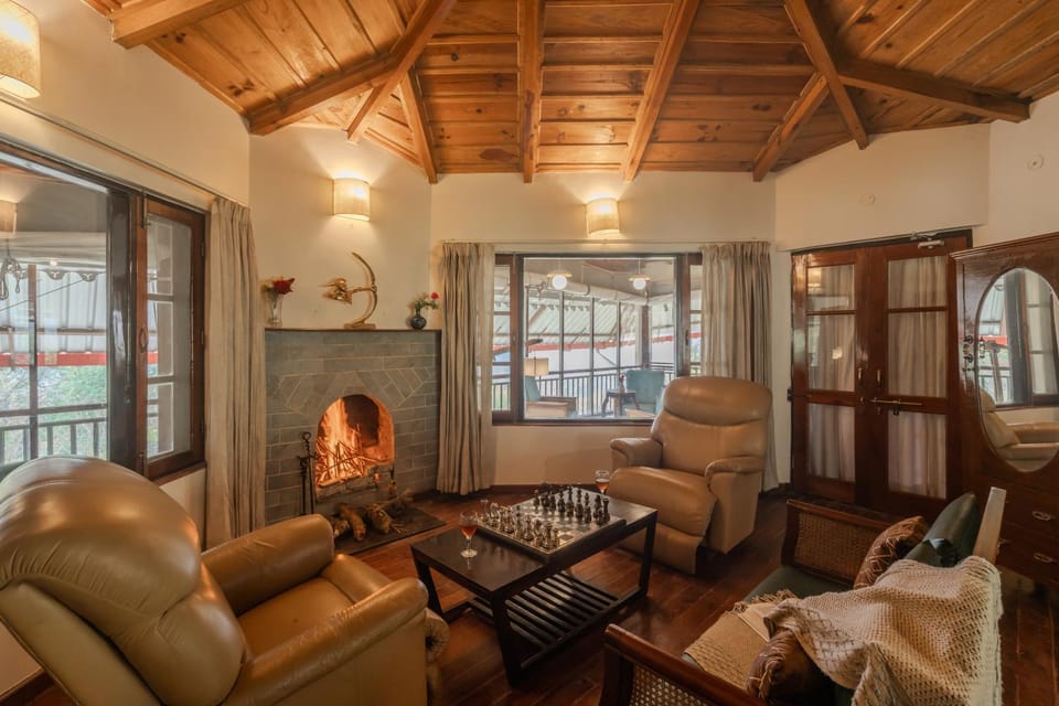 Living room, Seating area, flat iron