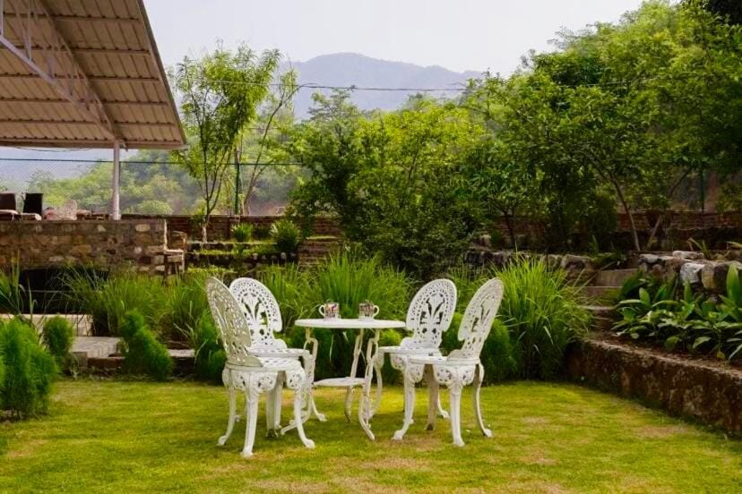 Natural landscape, Garden view, Mountain view