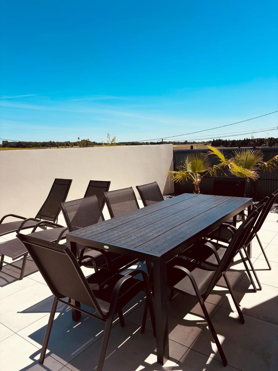 Villa moderne privée avec piscine, vue montagne 3 chambres Villa in Occitanie