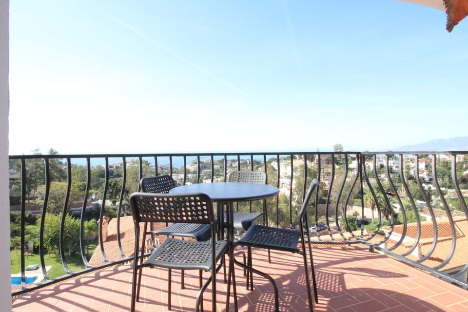 Off site, Balcony/Terrace, Dining area