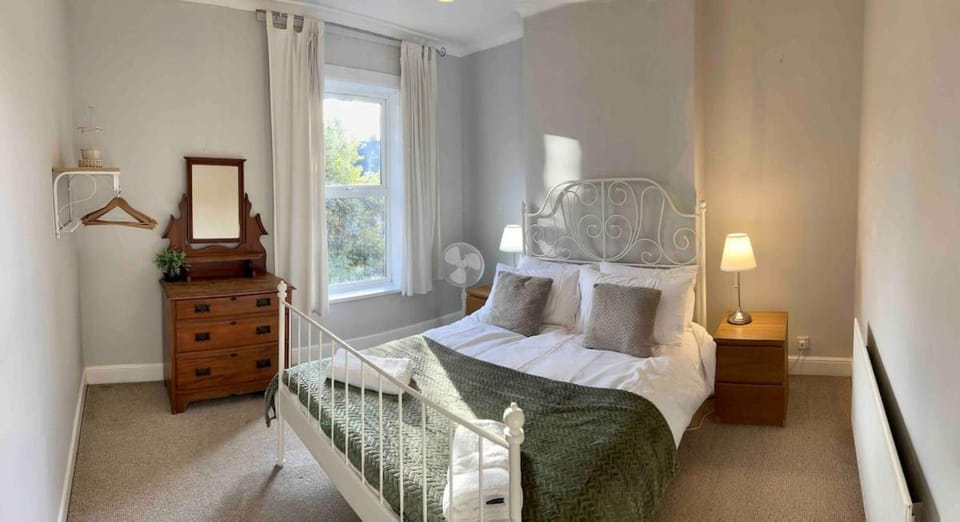 Charming Victorian terrace, near Lincoln Castle House in Lincoln