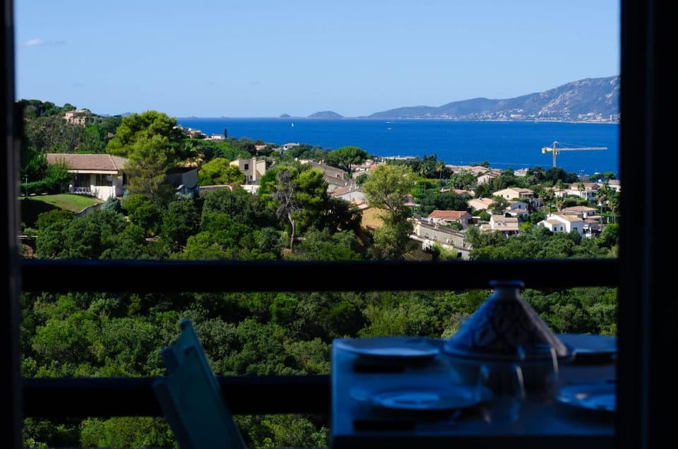 View (from property/room), Balcony/Terrace, Mountain view, Sea view