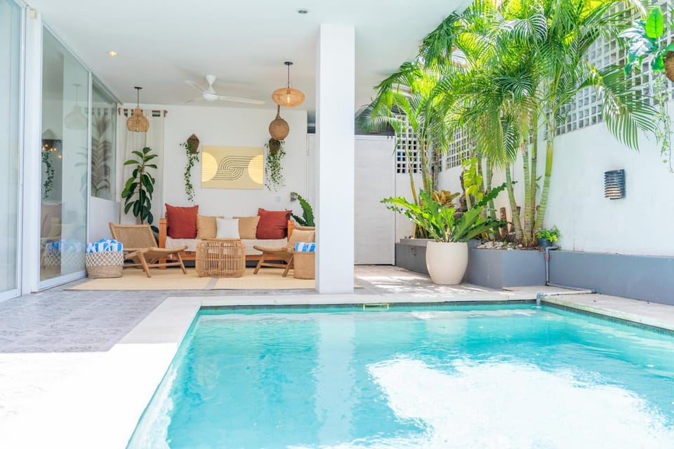 Pool view, Swimming pool, Swimming pool