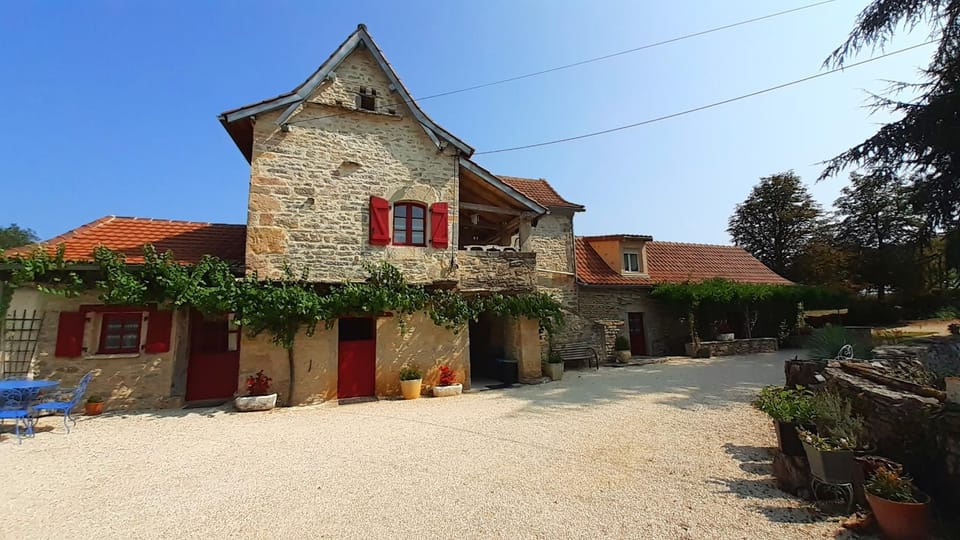 Mas d'Ambayrac chambres d' hôtes et gites Chalet in Occitanie