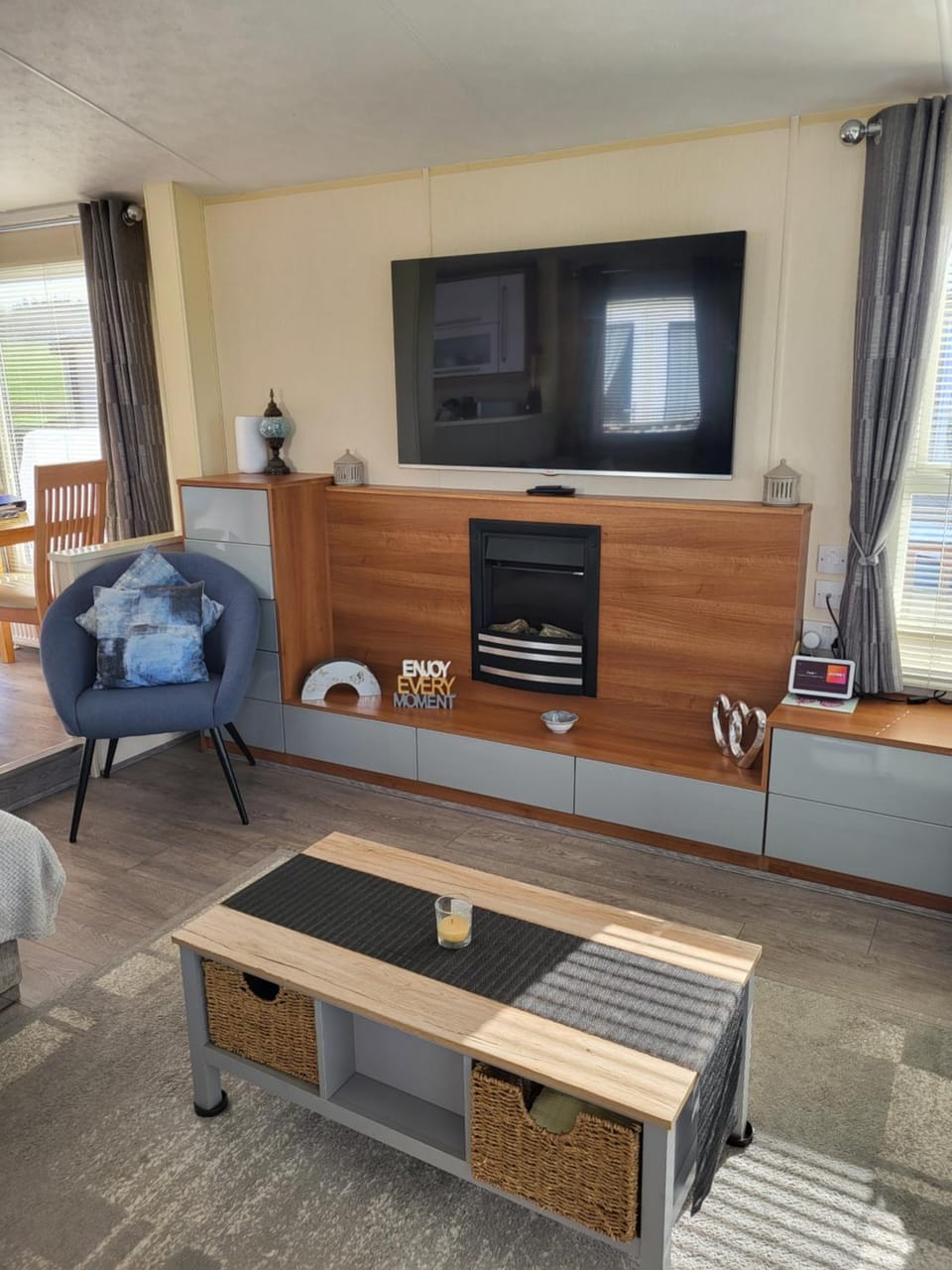 Communal lounge/ TV room