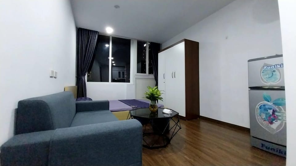 18 ngõ 154 Đình Thôn Hostel in Laos