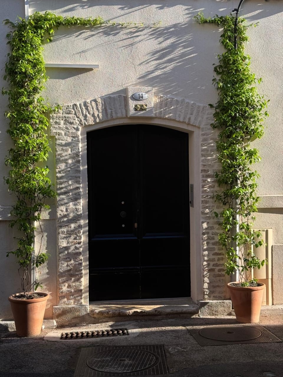 Facade/entrance