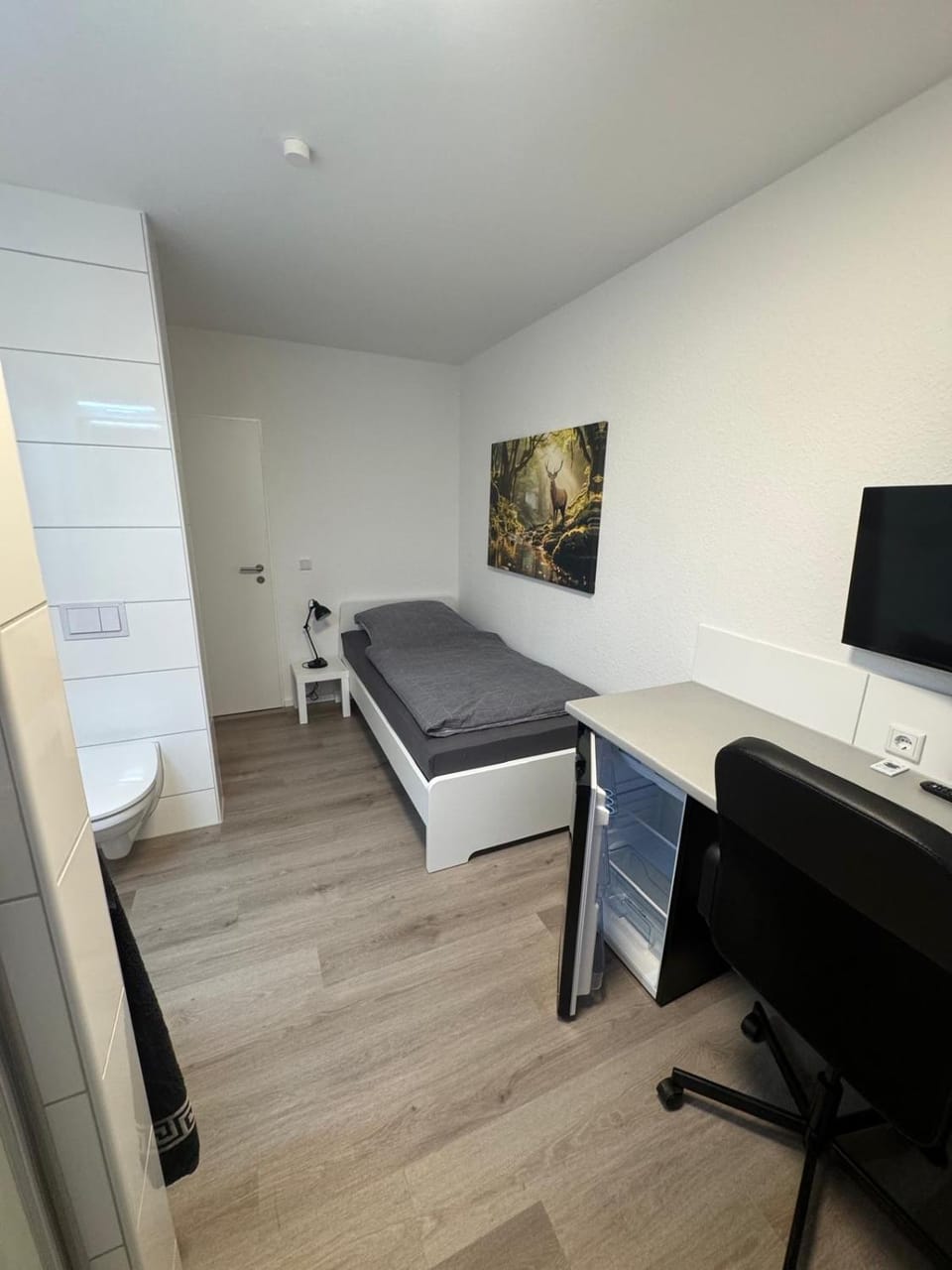 Bed, Photo of the whole room