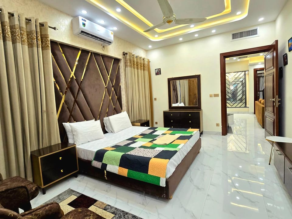 Bed, Bedroom