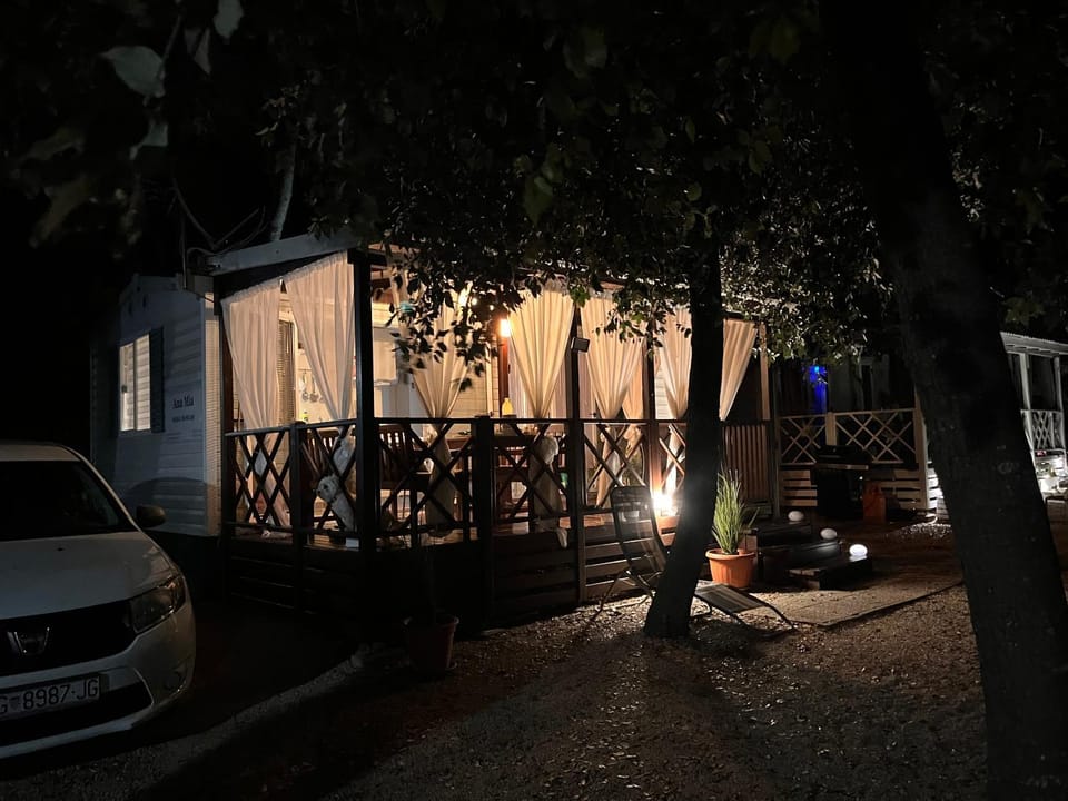 Mobile Home Ana Mia Campground/ 
RV Resort in Biograd na Moru