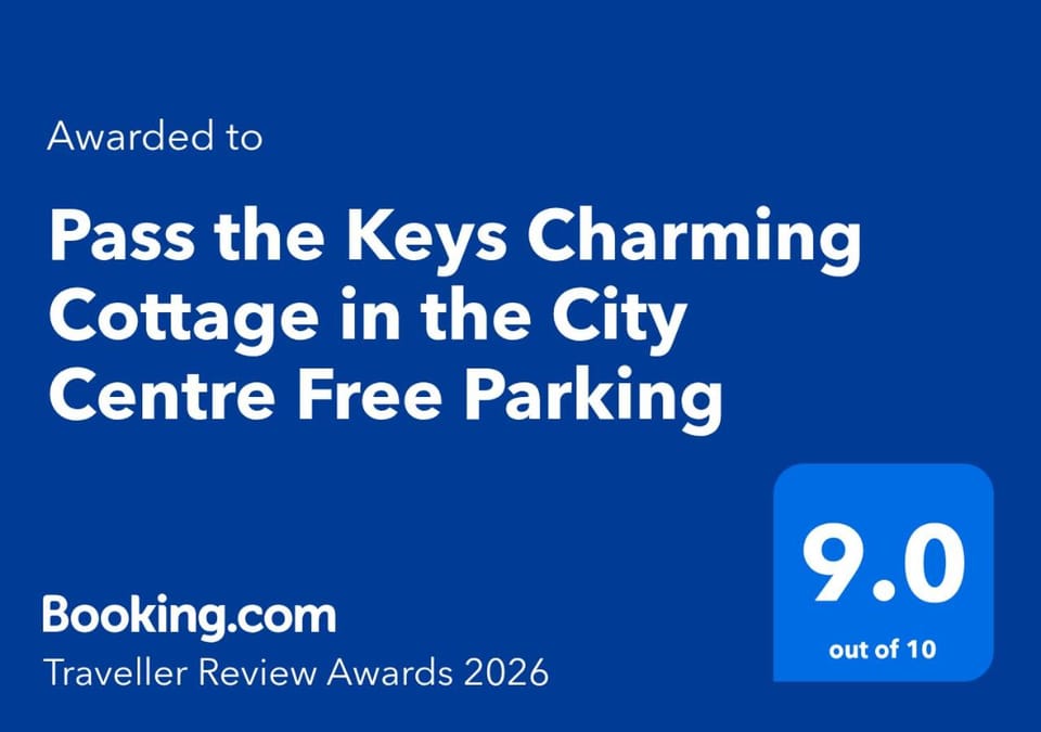 Pass the Keys Charming Cottage in the City Centre Free Parking House in Cambridge